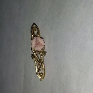 Rose brooch with faux pearls